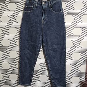 Levis Silver Tab Mom jean size 28
